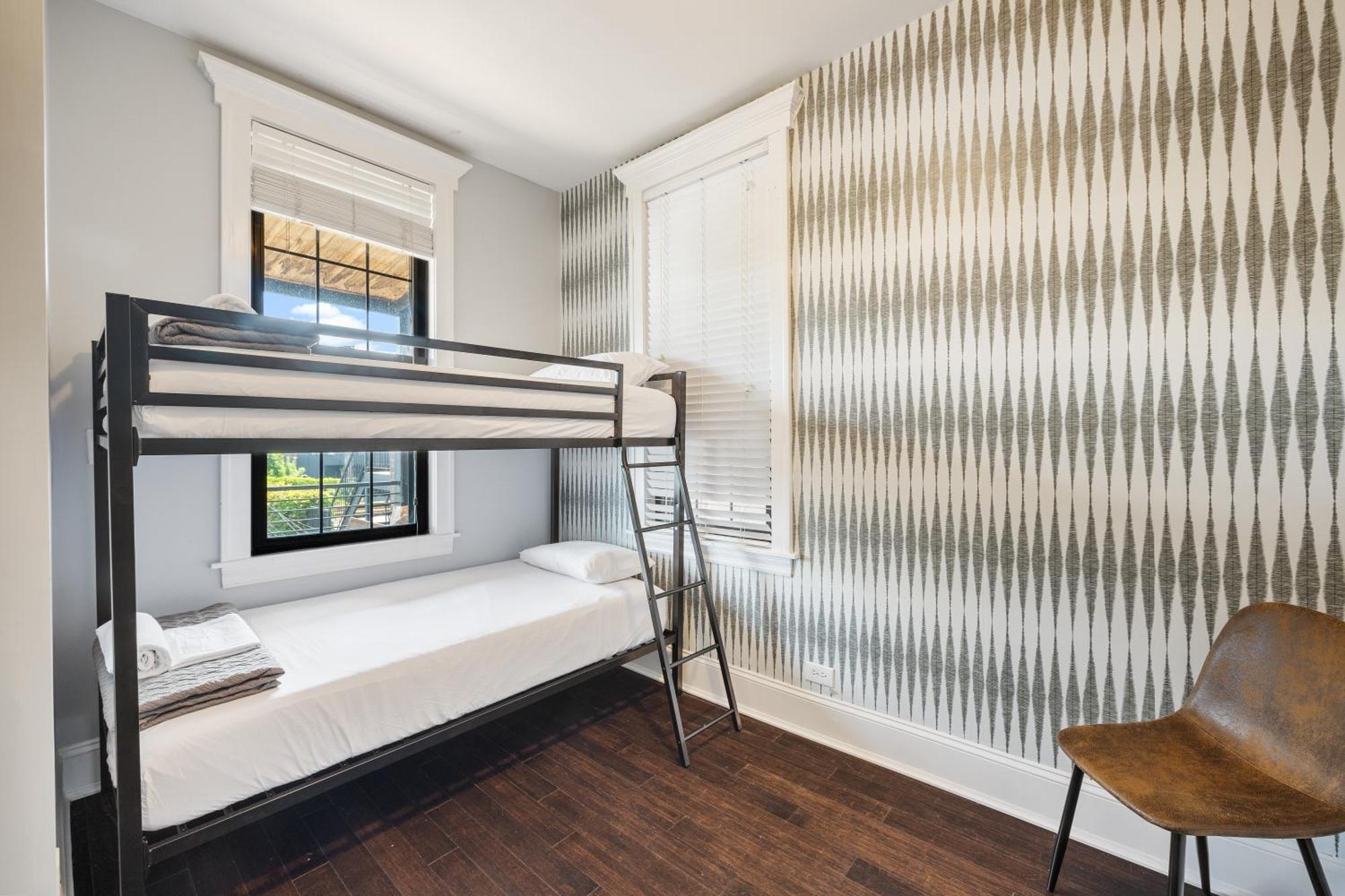 Wrigleyville Suites Чикаго Екстериор снимка