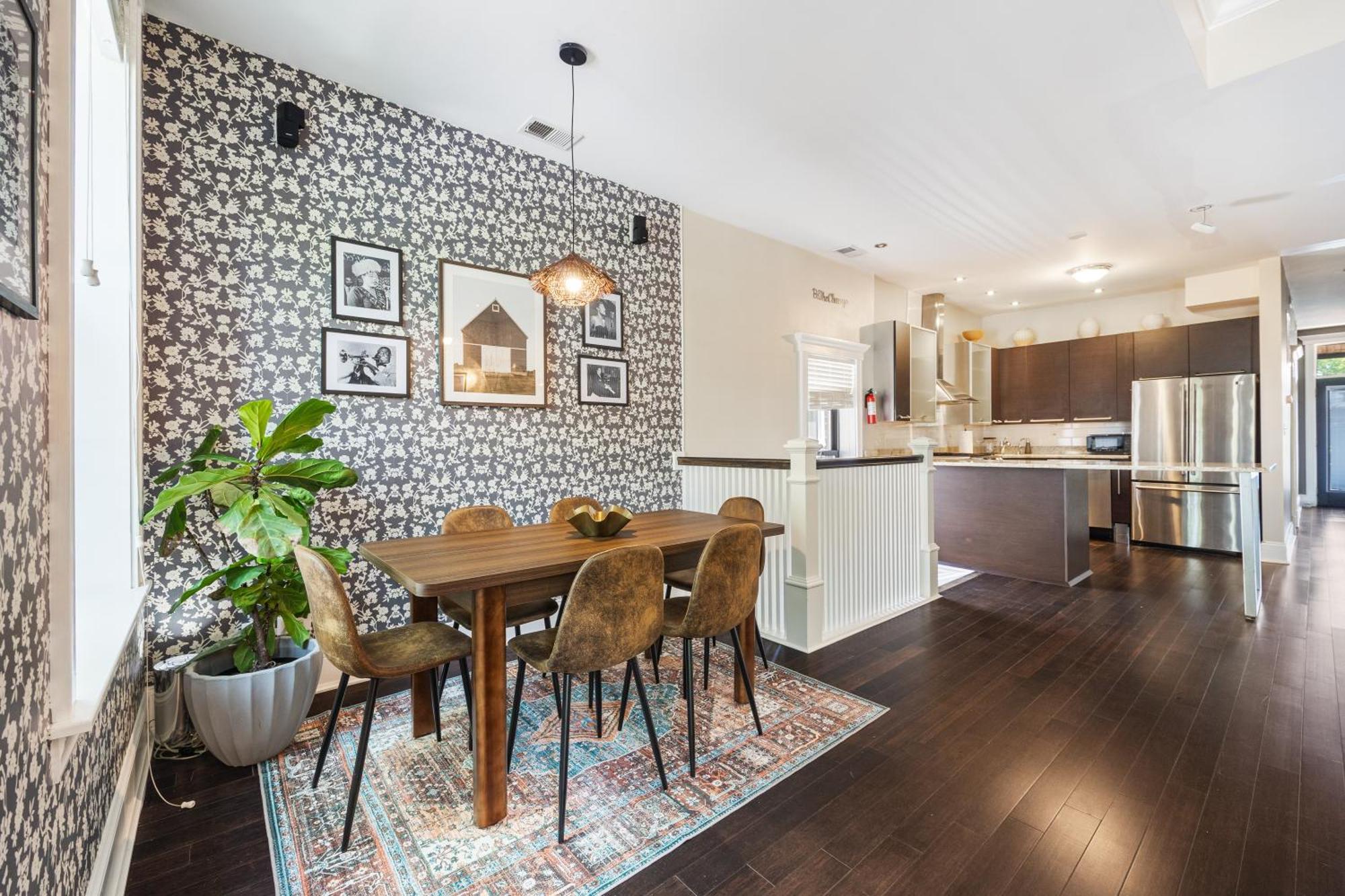 Wrigleyville Suites Чикаго Екстериор снимка