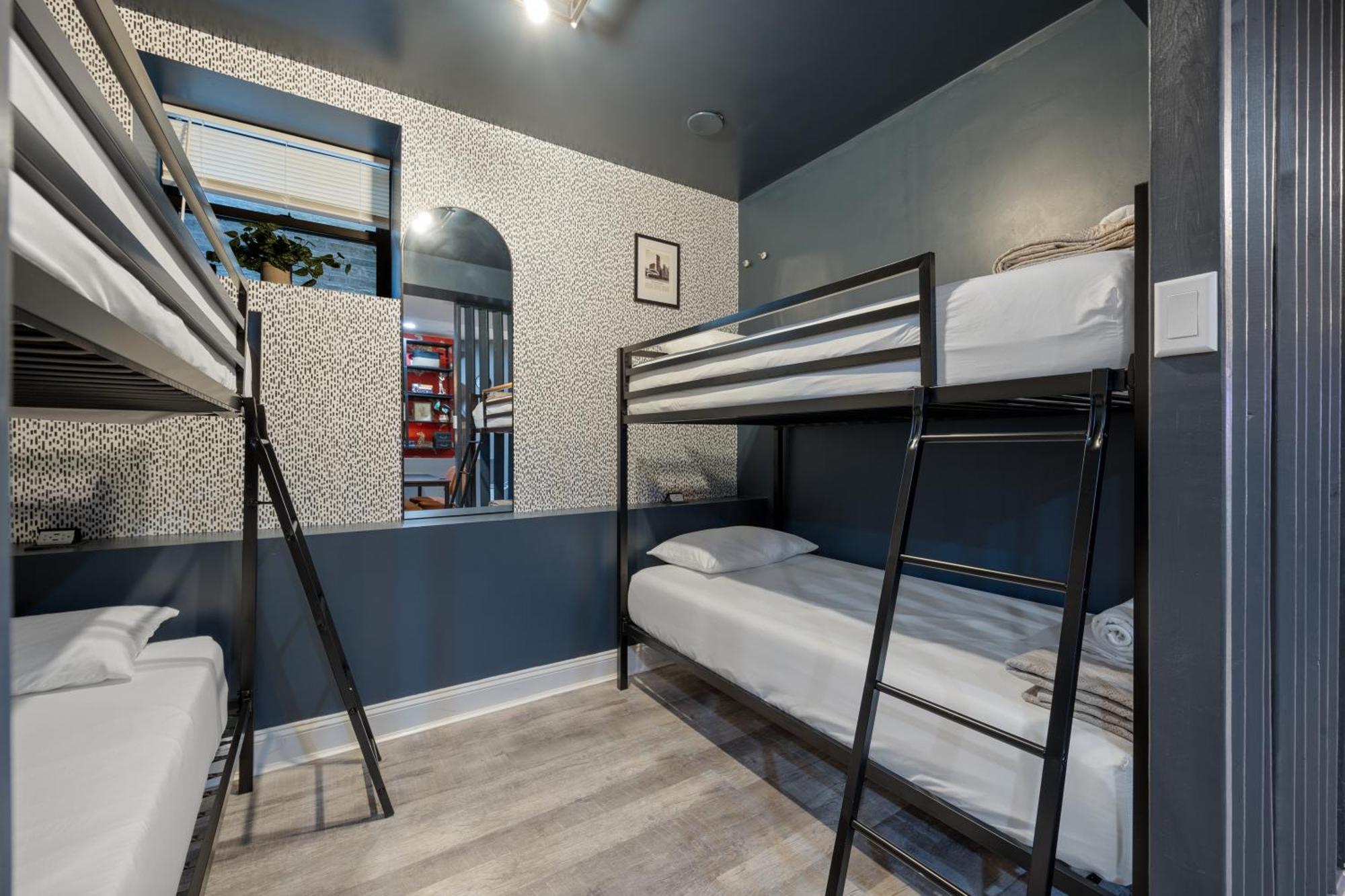 Wrigleyville Suites Чикаго Екстериор снимка
